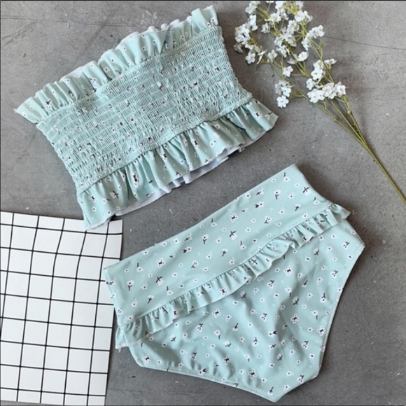 NOW IN! Fauna Ruffle Ruched Bikini In Minty Floral - Picture 6 of 8